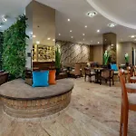 莲花温泉酒店 Hévíz