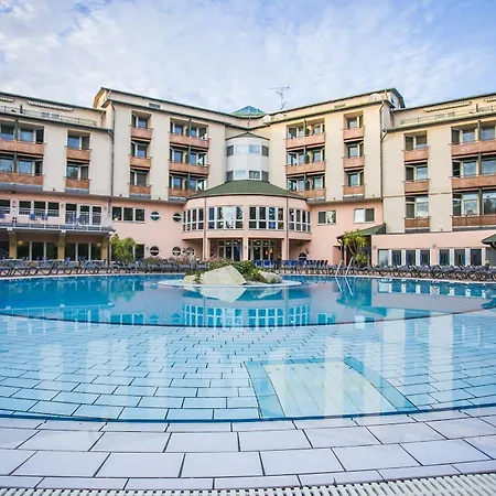 Lotus Therme Hotel&spa Hotel