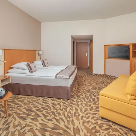Lotus Therme & 5* Hévíz