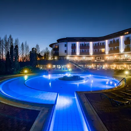 Lotus Therme & Hotel Hévíz