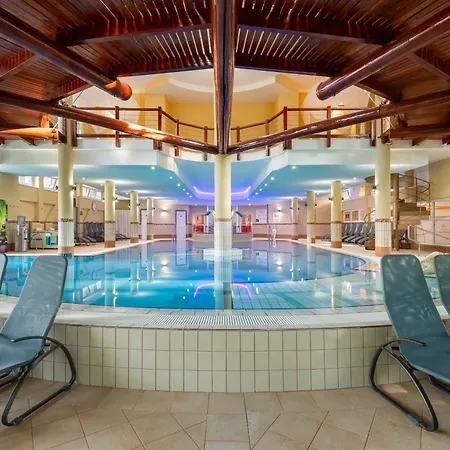 فندق&سبا لوتس ثيرم 5* Hévíz