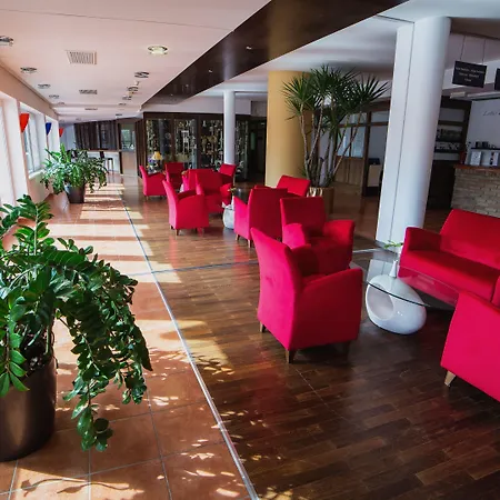 Hotel Lotus Therme & 5*