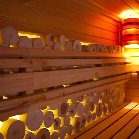 Lotus Therme & 5*