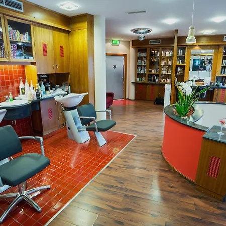 Hotel Lotus Therme &