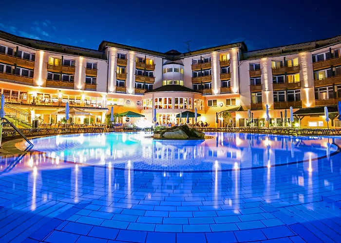 Lotus Therme & Hotell 5*