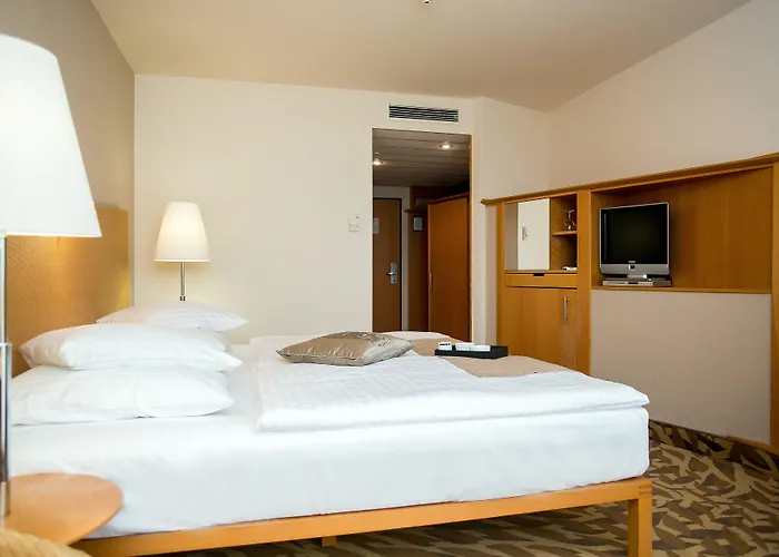 Lotus Therme & Hotel 5*