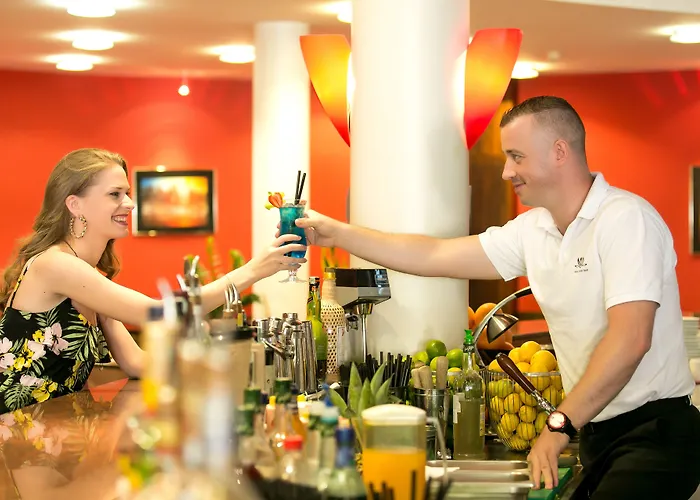 Lotus Therme & Hotell