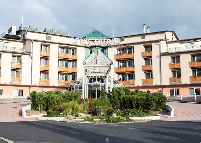 Hotell Lotus Therme &