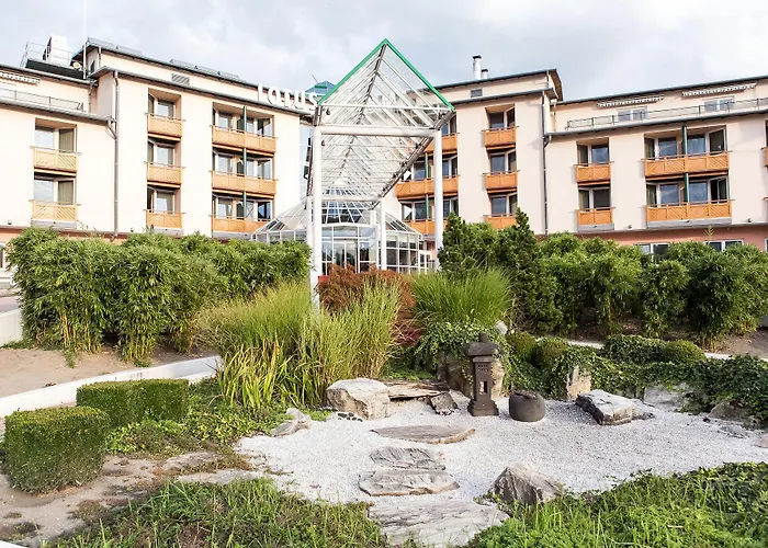 Hotell Lotus Therme &