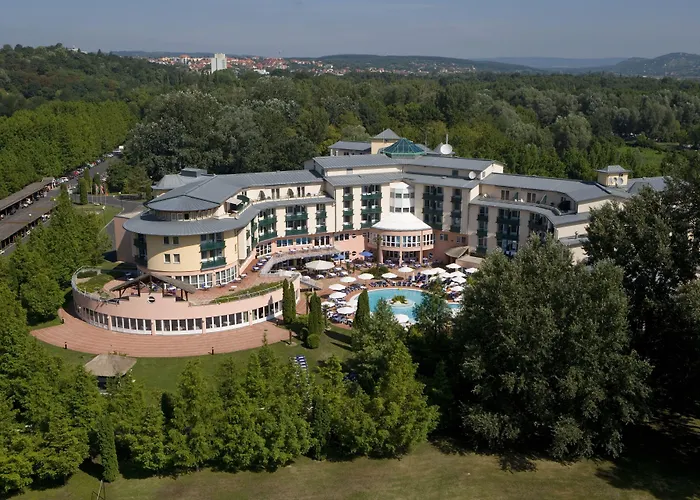 Lotus Therme & 5* Héviz