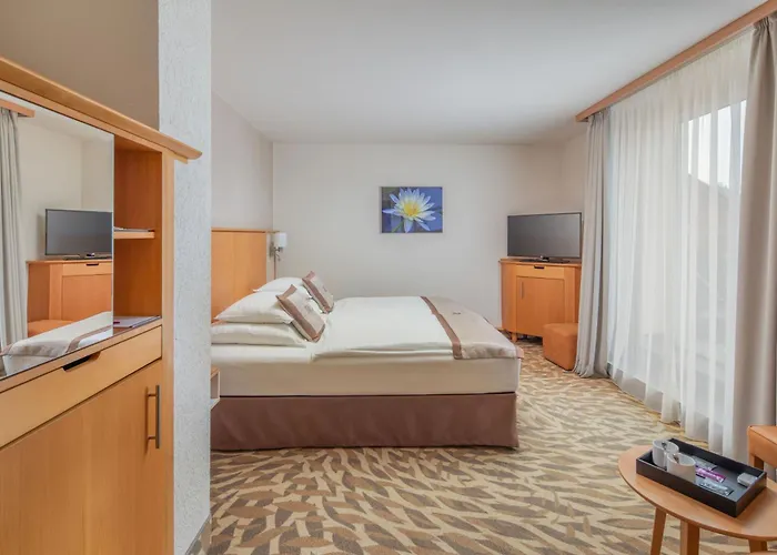 Lotus Therme & 5* Hévíz